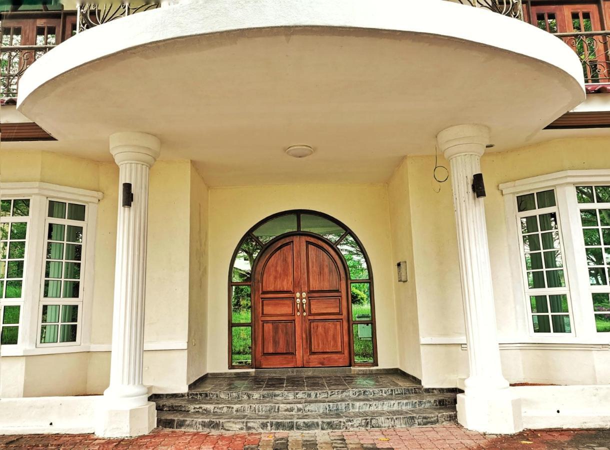 Yussy Homestay At Afamosa Bungalow Alor Gajah Esterno foto